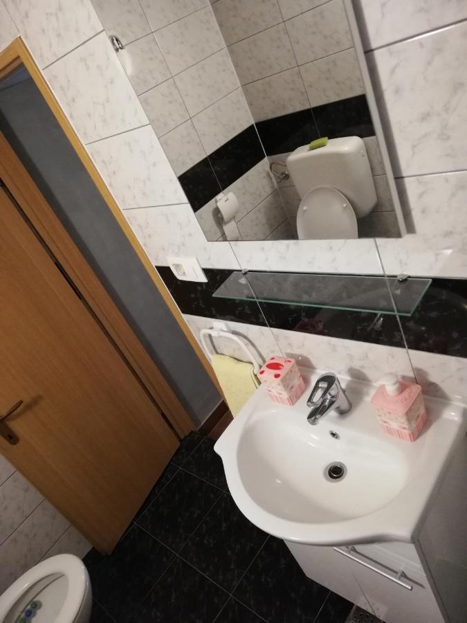 Apartman Cvita Tkon Kültér fotó