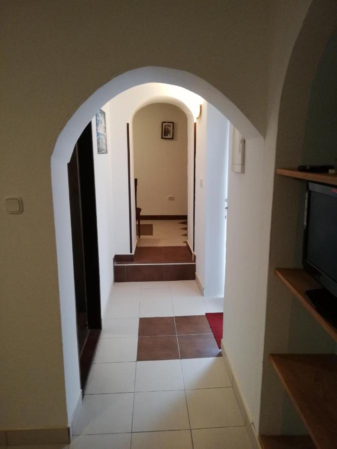 Apartman Cvita Tkon Kültér fotó